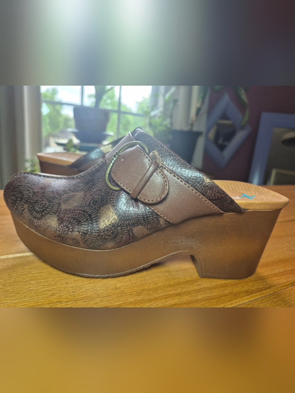 BareTraps Belita Clogs - Size 9.5